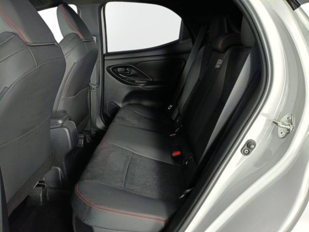 Toyota Yaris Cross usata a Ascoli Piceno (12)