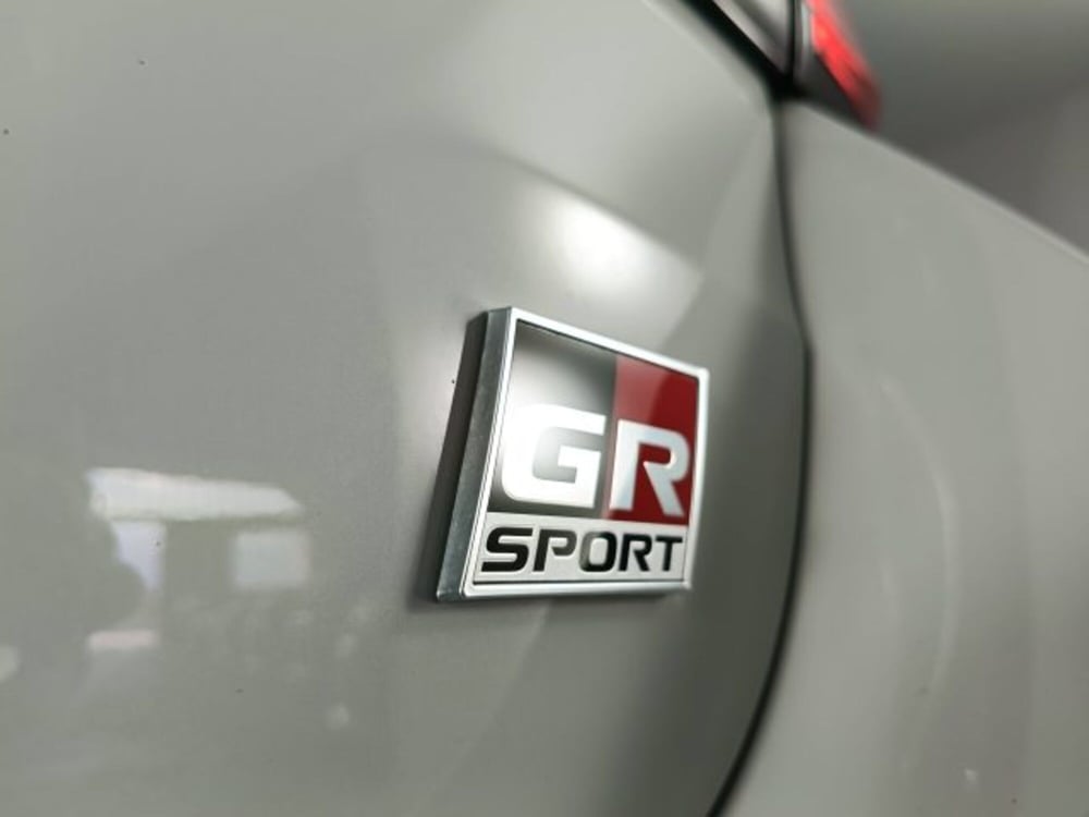Toyota Yaris Cross usata a Ascoli Piceno (18)