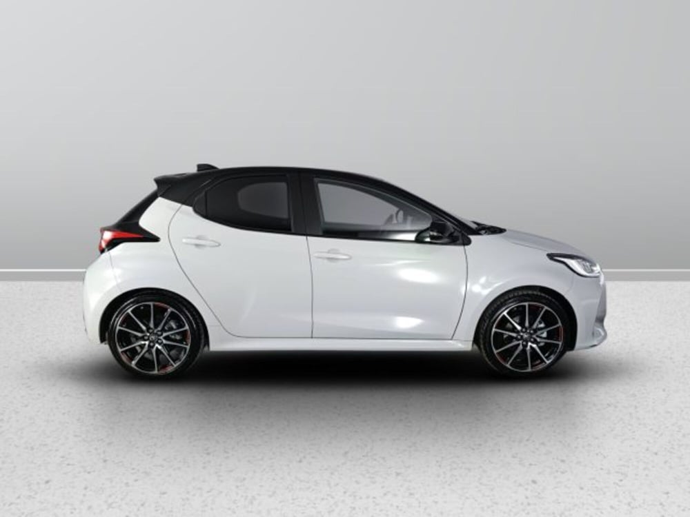 Toyota Yaris Cross usata a Ascoli Piceno (7)