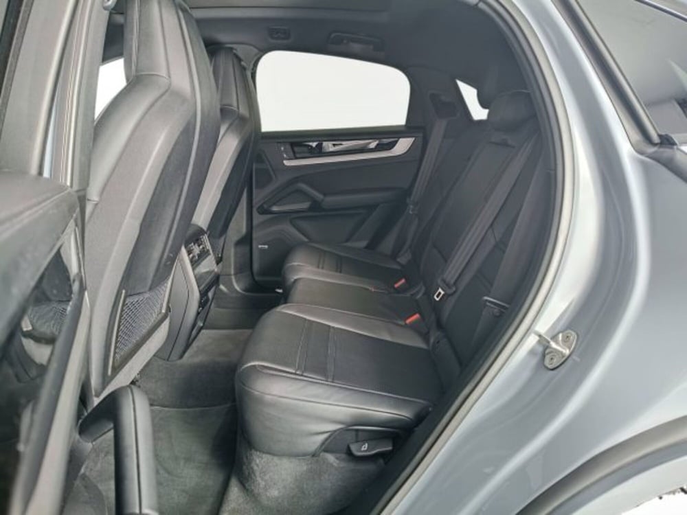 Porsche Cayenne usata a Ascoli Piceno (10)