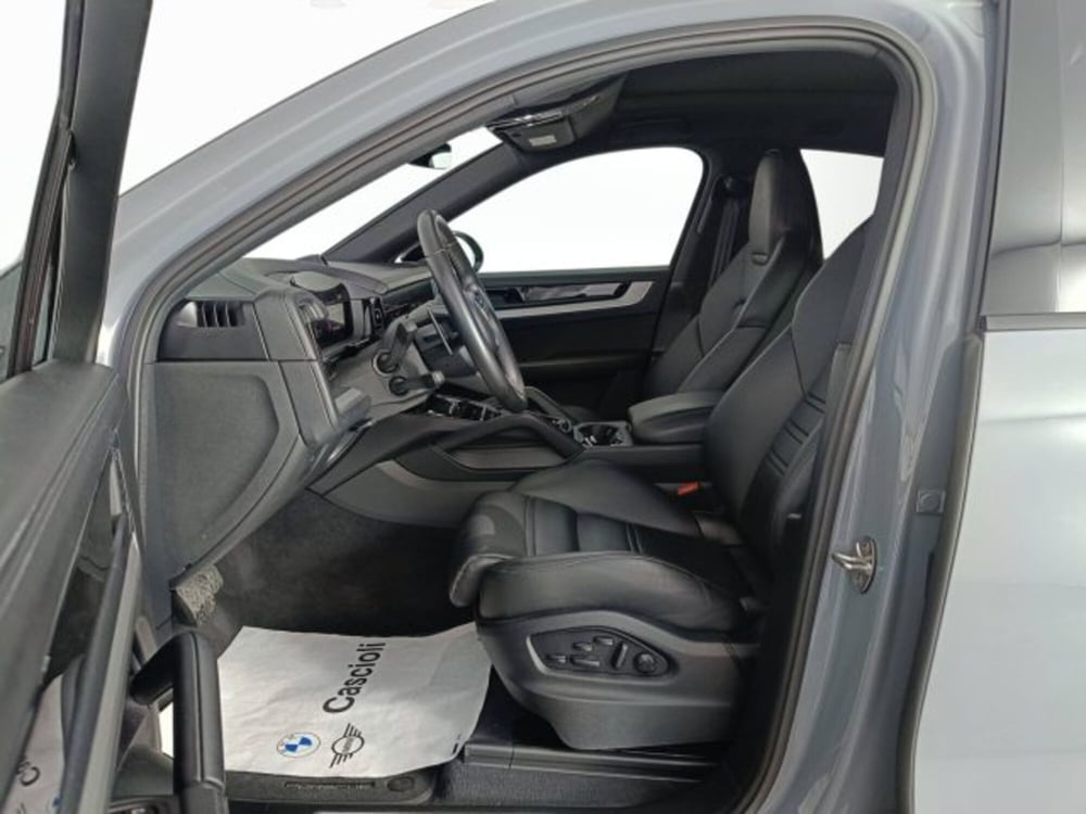 Porsche Cayenne usata a Ascoli Piceno (9)