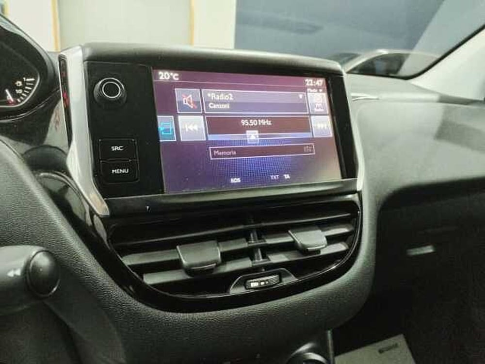 Peugeot 208 usata a Lecce (10)