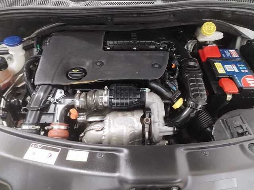 Peugeot 208 usata a Lecce (15)