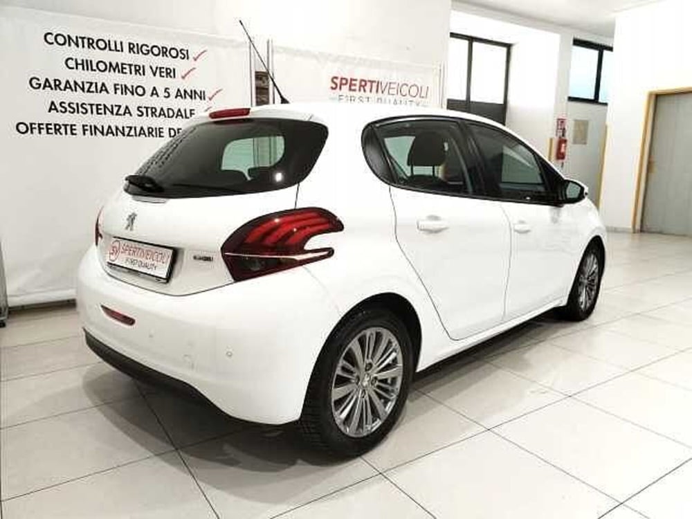 Peugeot 208 usata a Lecce (3)