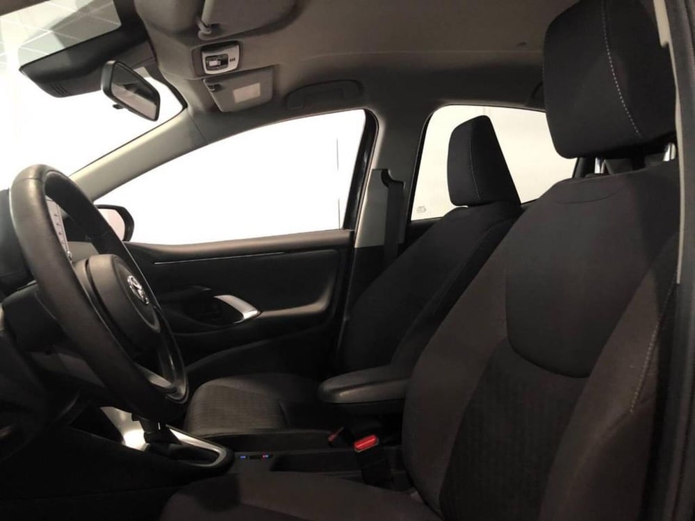 Toyota Yaris Cross usata a Torino (11)