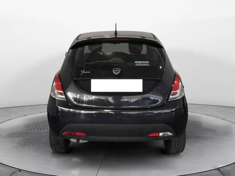 Lancia Ypsilon usata a Torino (5)