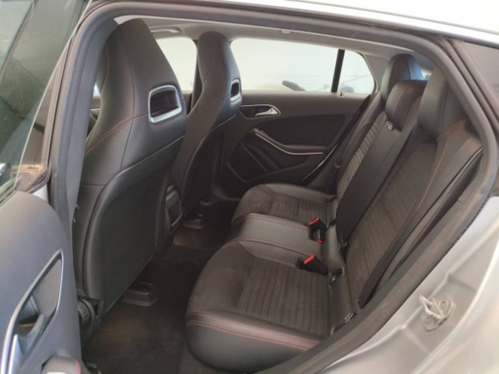 Mercedes-Benz CLA Shooting Brake usata a Teramo (11)