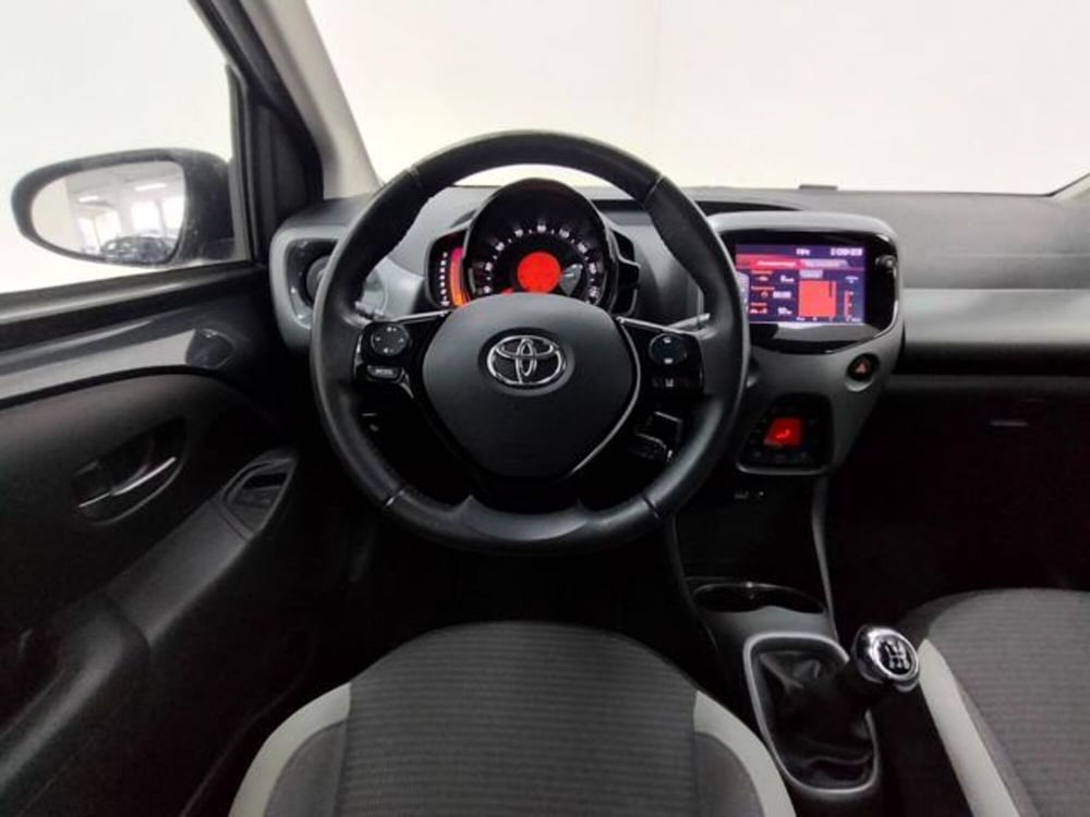 Toyota Aygo usata a Como (9)