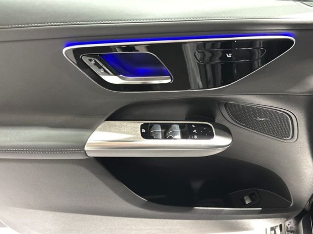 Mercedes-Benz GLC nuova a Bologna (10)
