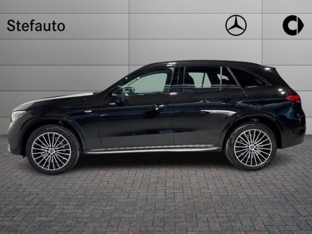 Mercedes-Benz GLC nuova a Bologna (3)