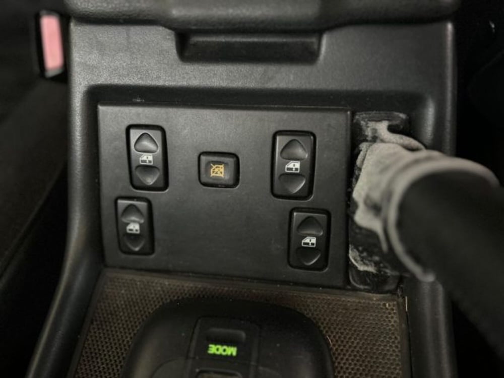 Land Rover Discovery usata a Modena (17)