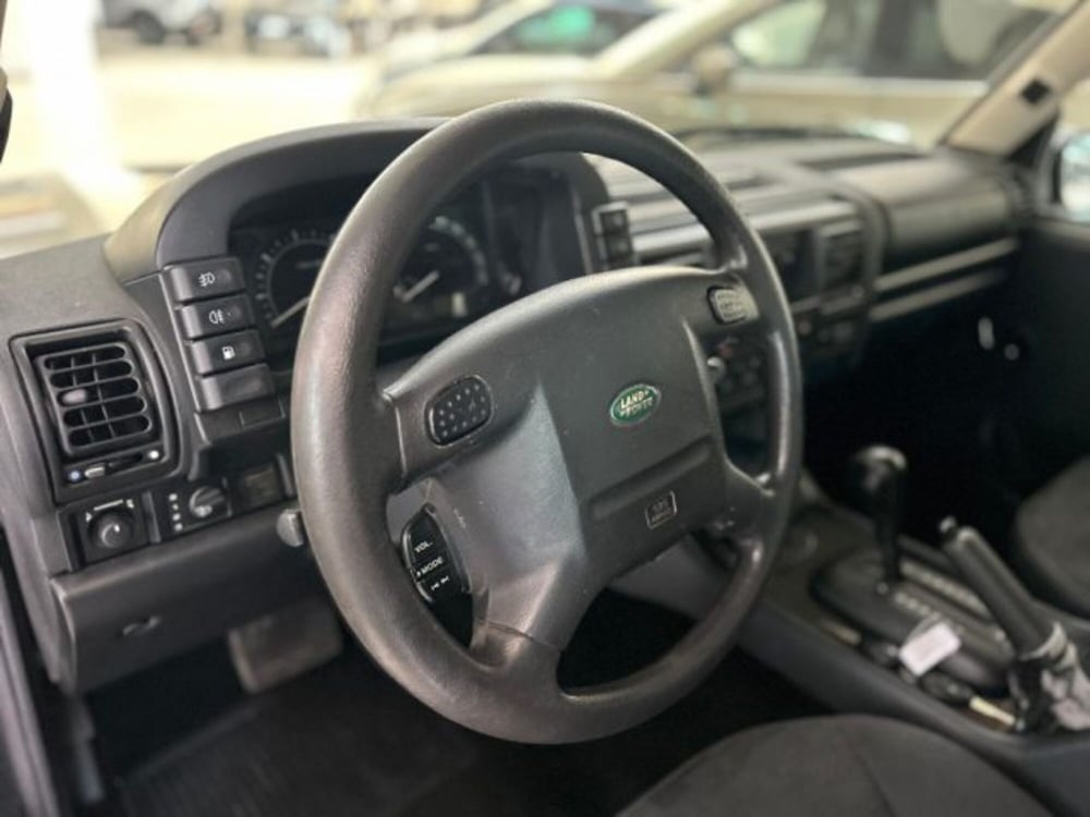 Land Rover Discovery usata a Modena (8)