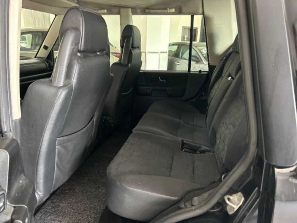 Land Rover Discovery usata a Modena (9)