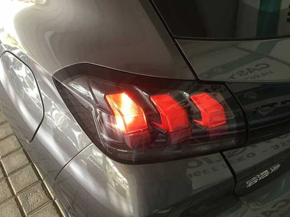 Peugeot 208 usata a Varese (15)