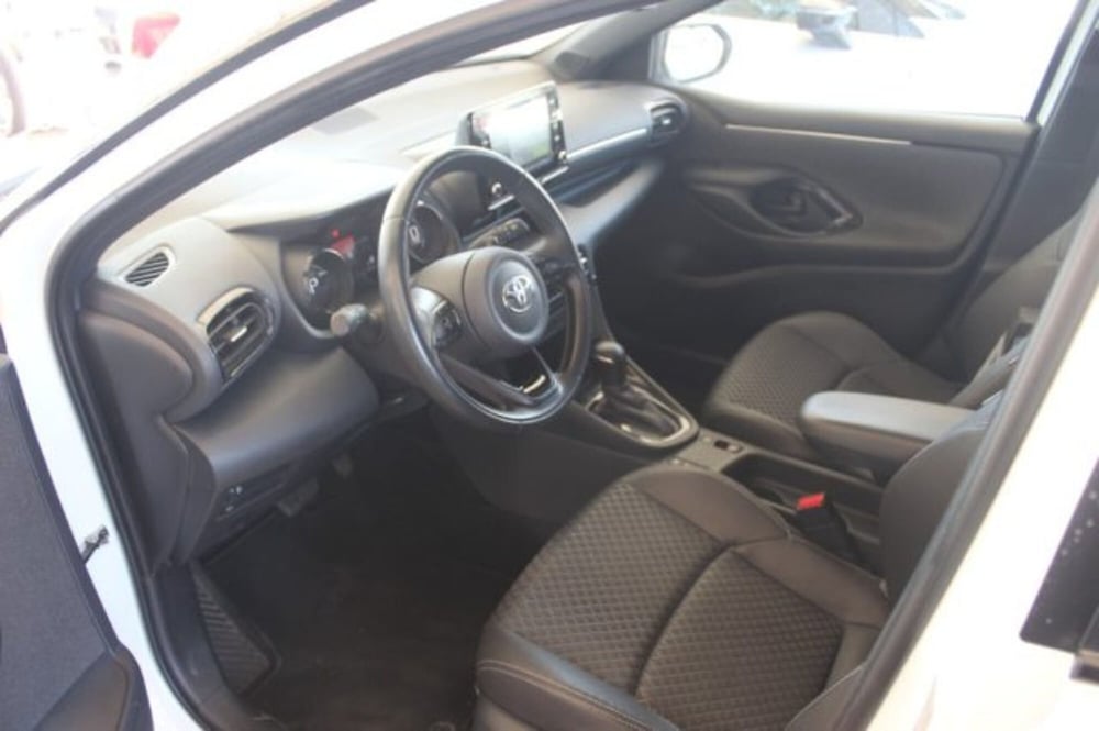 Toyota Yaris usata a Roma (12)