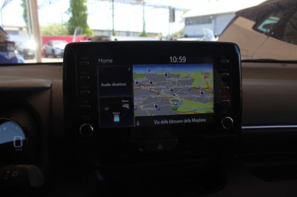 Toyota Yaris usata a Roma (16)