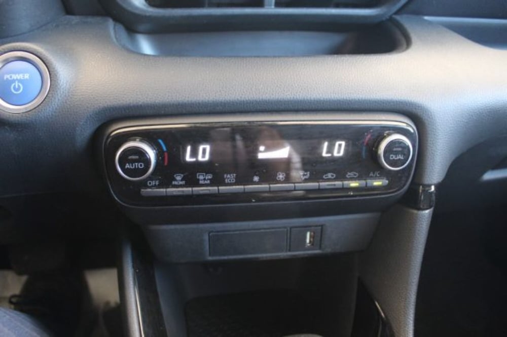 Toyota Yaris usata a Roma (17)
