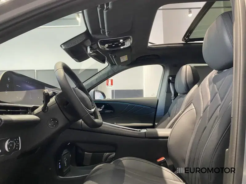 Omoda Omoda 9 SHS-P nuova a Bari (15)