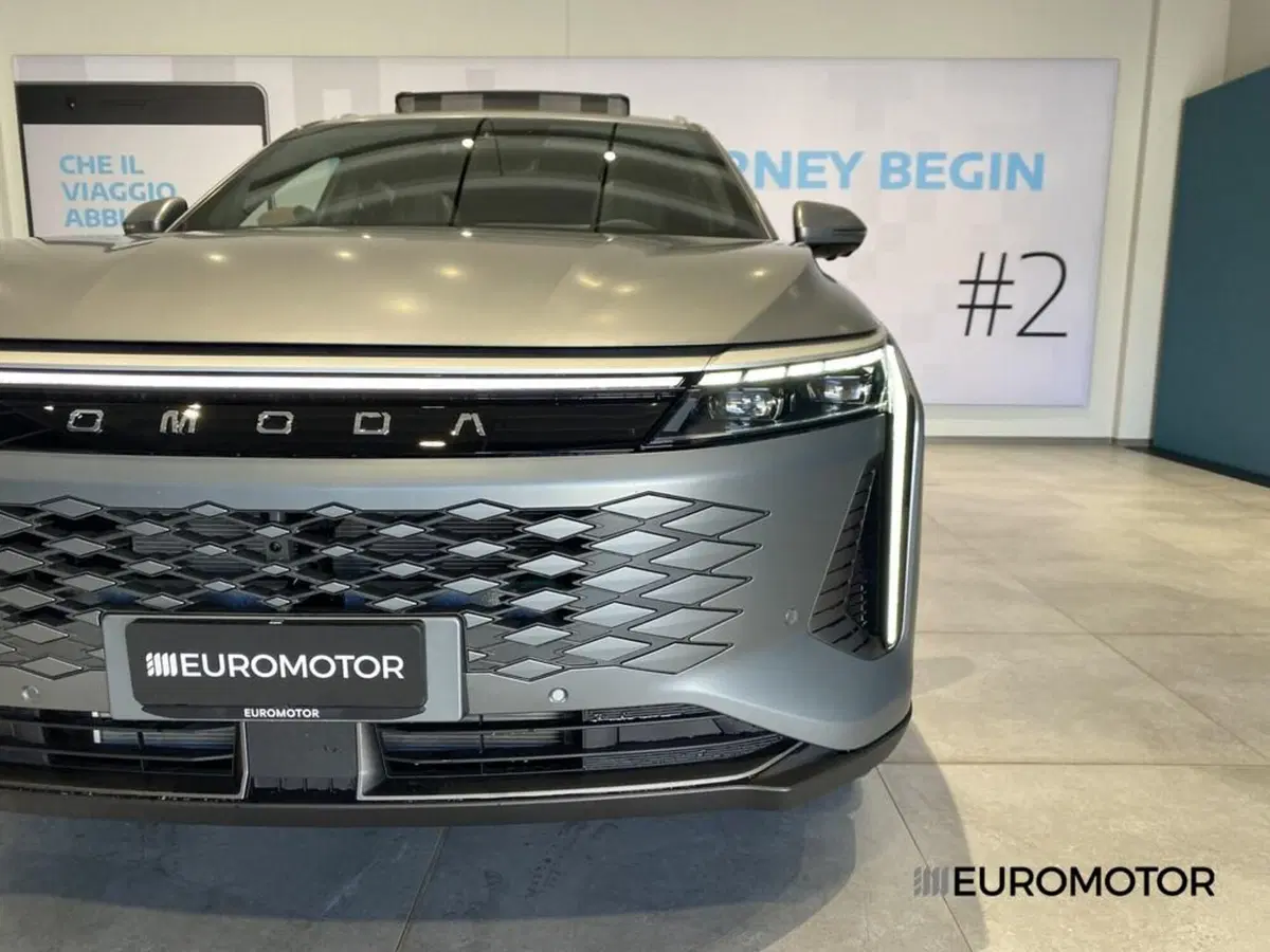 Omoda Omoda 9 SHS-P nuova a Bari (2)