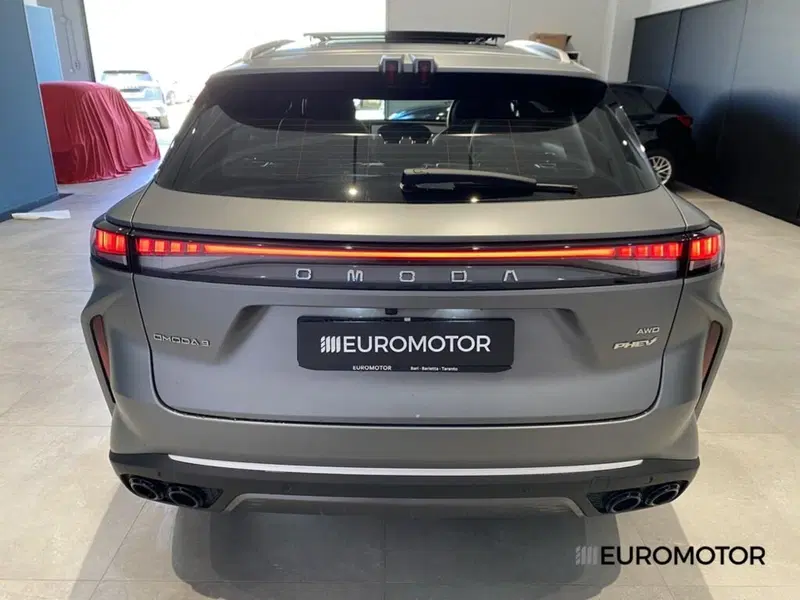 Omoda Omoda 9 SHS-P nuova a Bari (8)