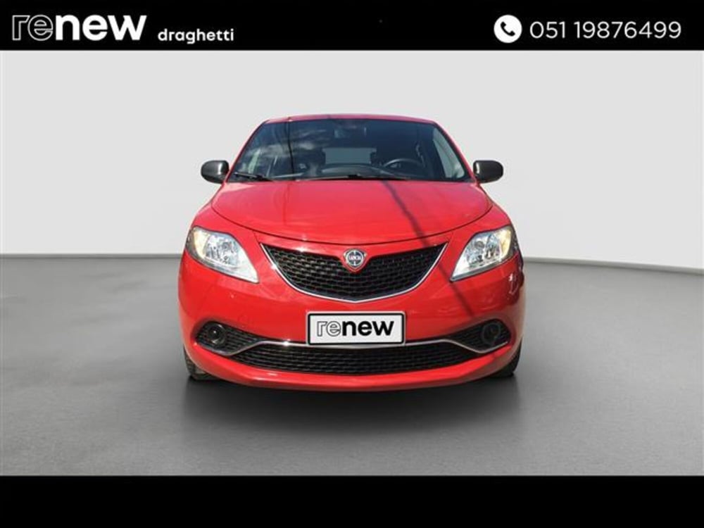 Lancia Ypsilon usata a Bologna (3)
