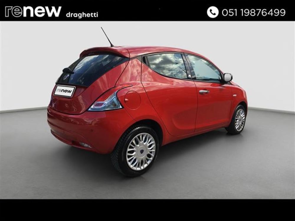 Lancia Ypsilon usata a Bologna (4)