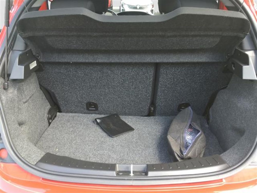 Lancia Ypsilon usata a Bologna (6)