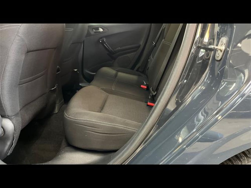 Peugeot 208 usata a Treviso (14)
