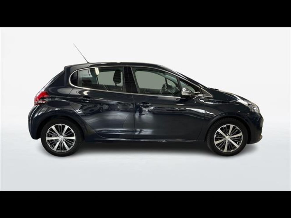 Peugeot 208 usata a Treviso (3)