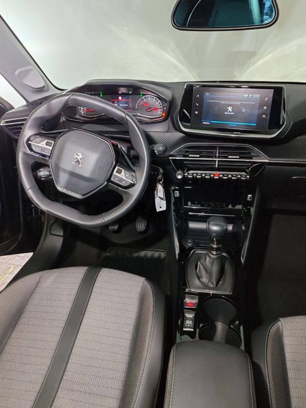 Peugeot 208 usata a Torino (13)