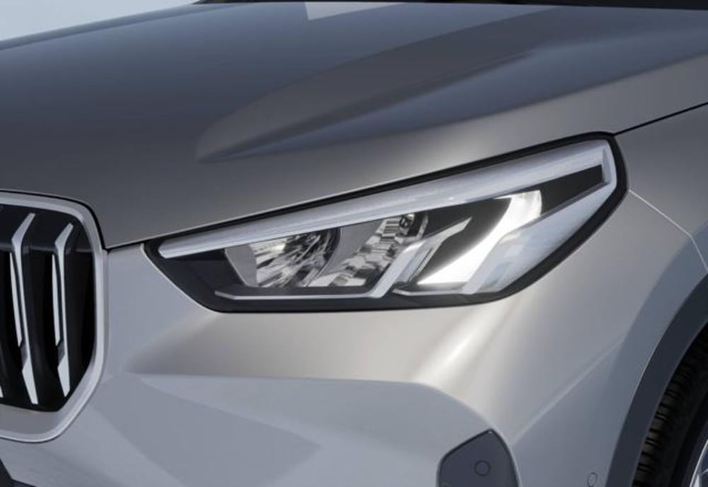 BMW X1 nuova a Modena (7)