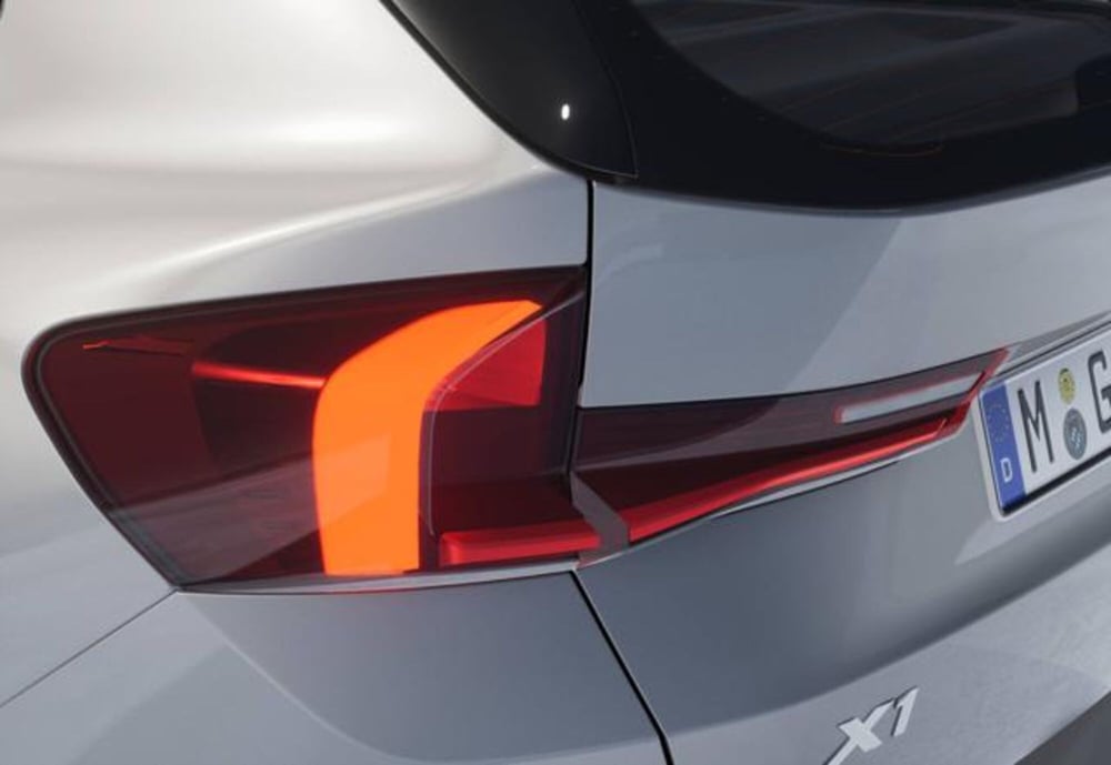 BMW X1 nuova a Modena (9)