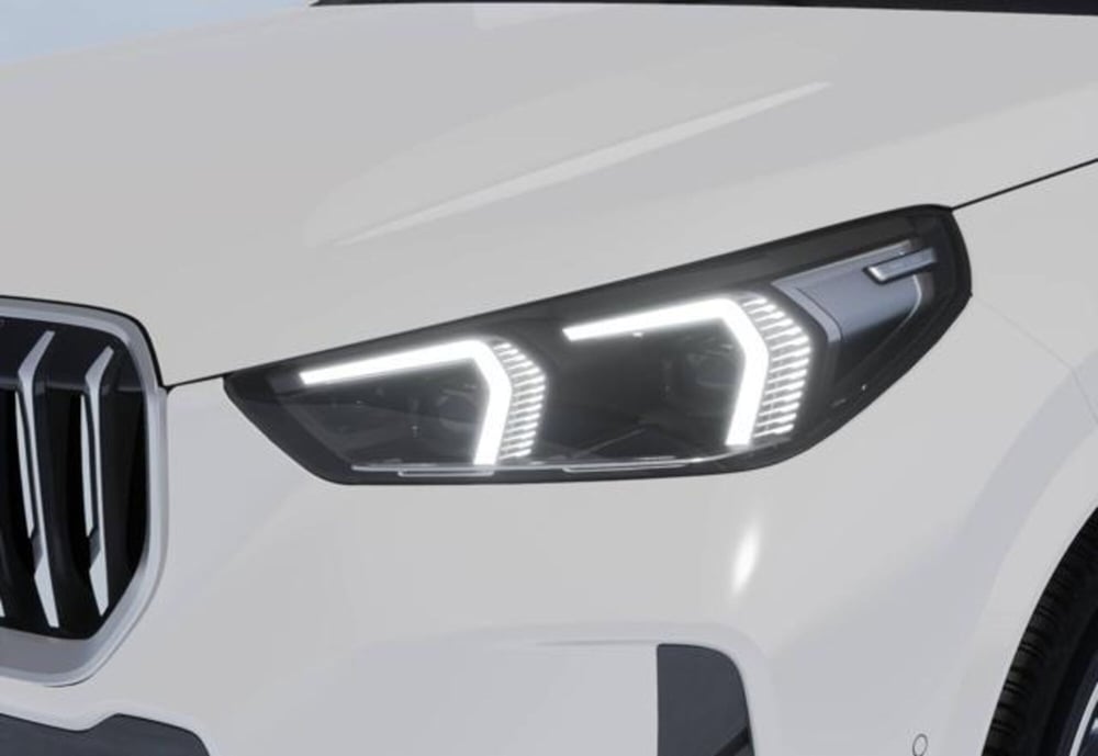 BMW X1 nuova a Modena (7)
