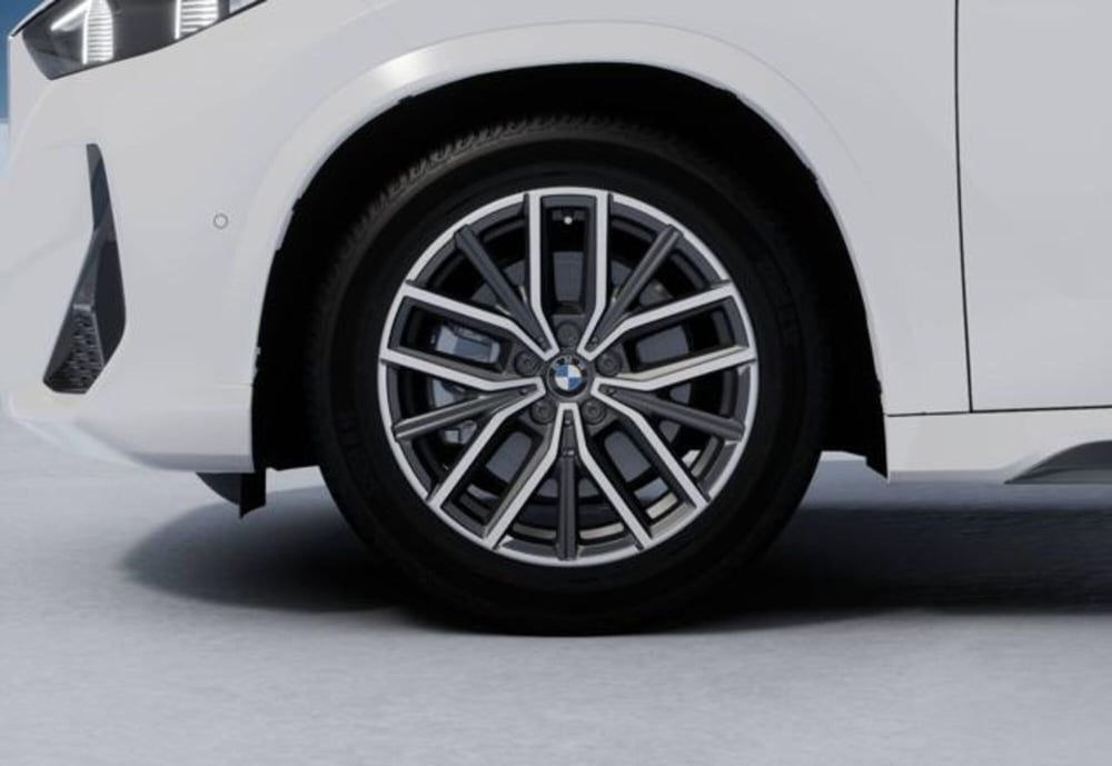 BMW X1 nuova a Modena (8)