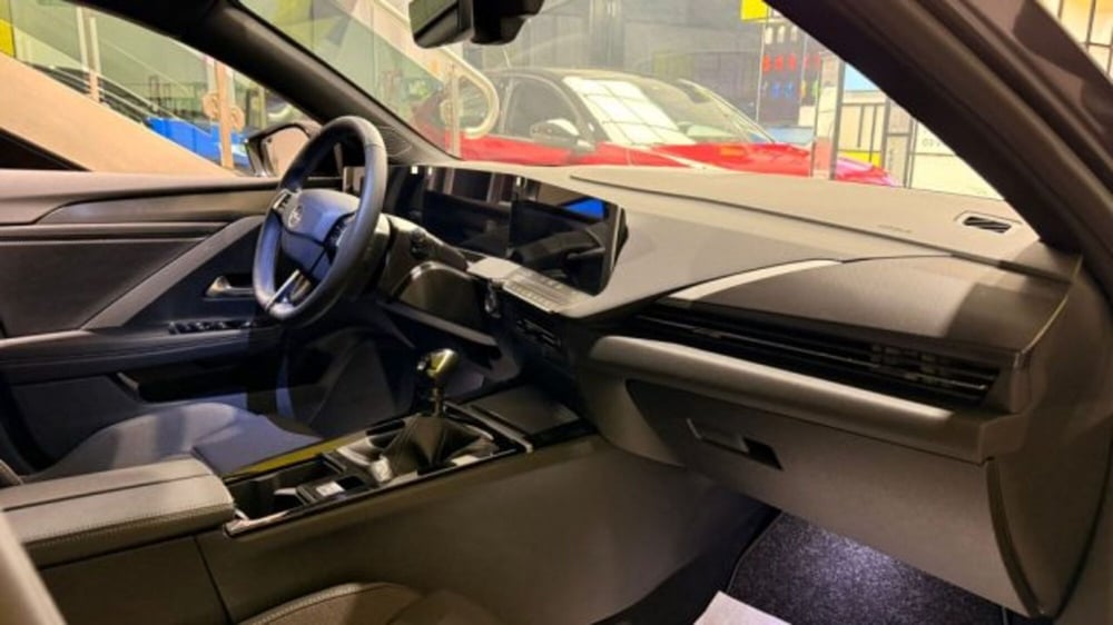 Opel Astra Station Wagon nuova a Ancona (4)