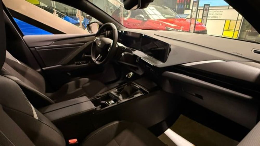 Opel Astra Station Wagon nuova a Ancona (5)