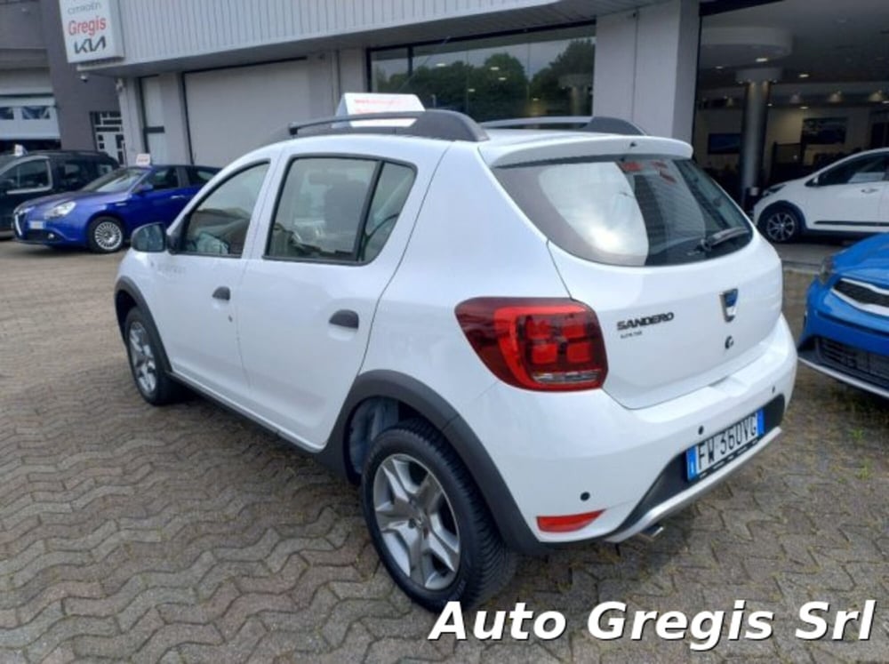 Dacia Sandero usata a Milano (3)