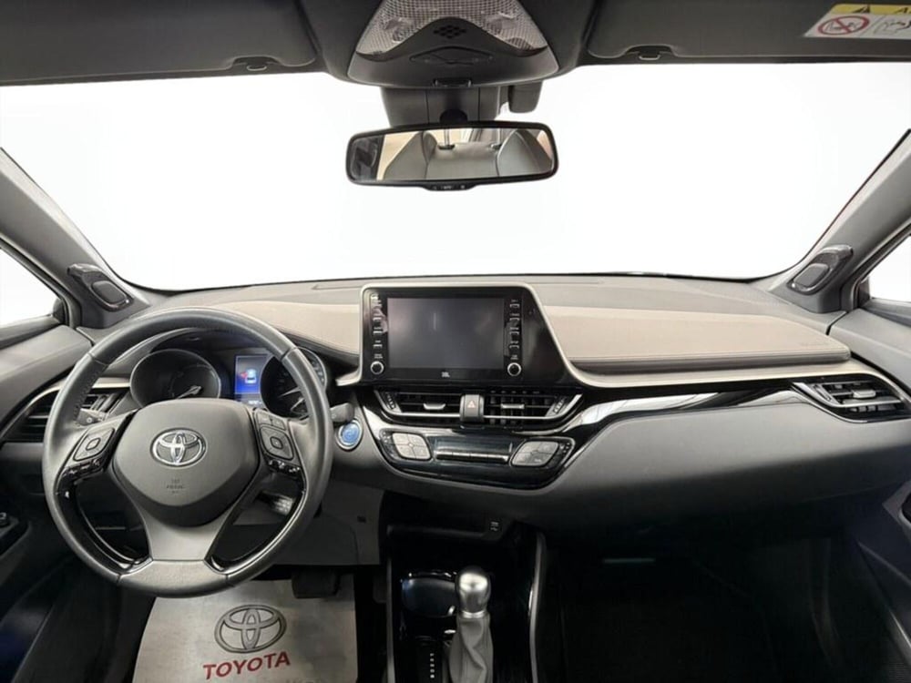 Toyota Toyota C-HR usata a Monza e Brianza (9)