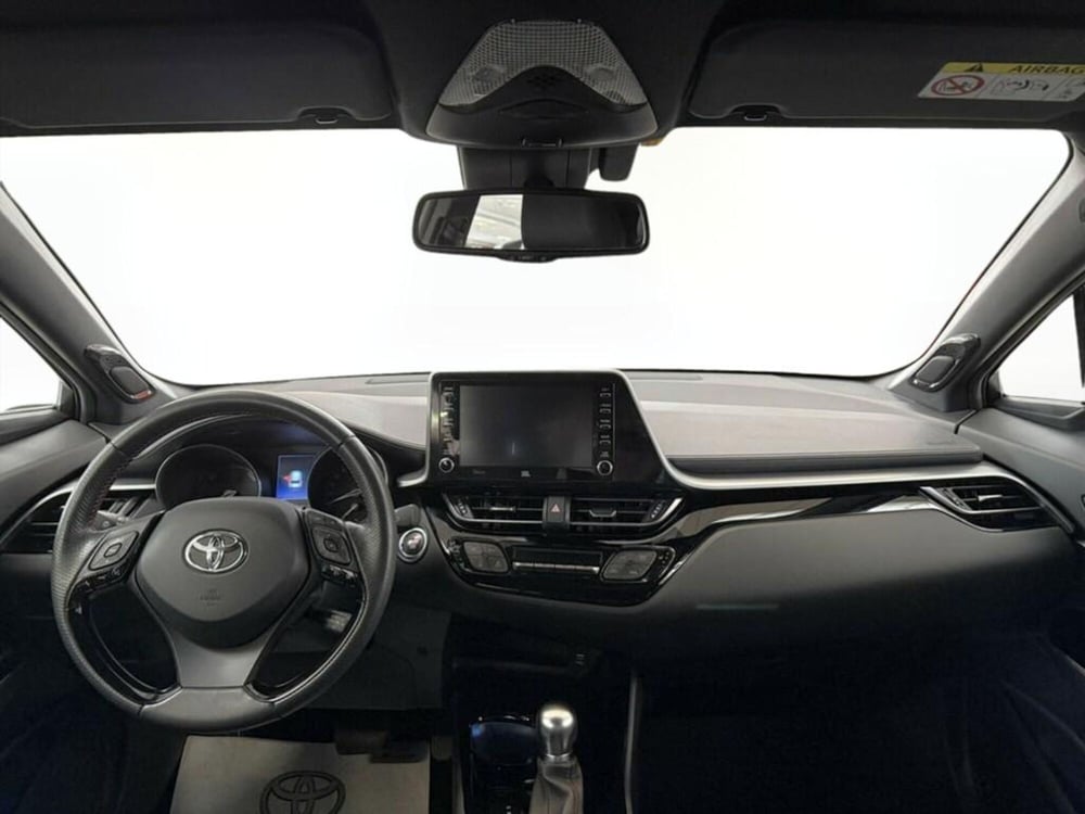 Toyota Toyota C-HR usata a Monza e Brianza (9)