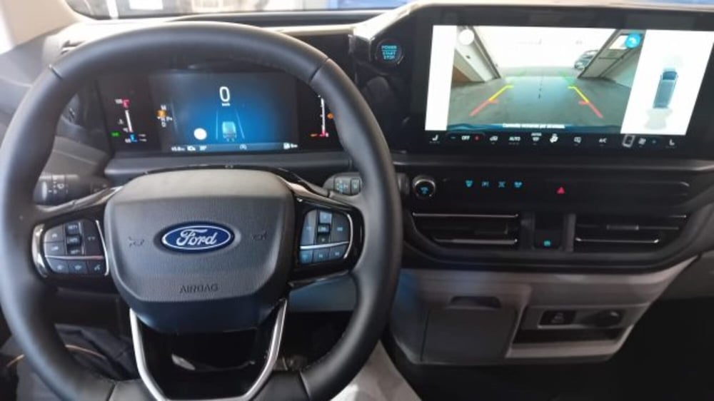 Ford Transit Custom Furgone nuova a Cuneo (12)