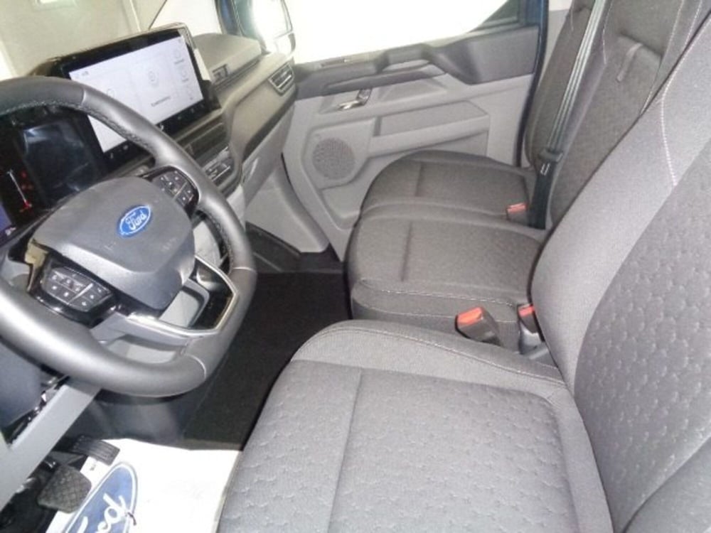 Ford Transit Custom Furgone nuova a Cuneo (9)