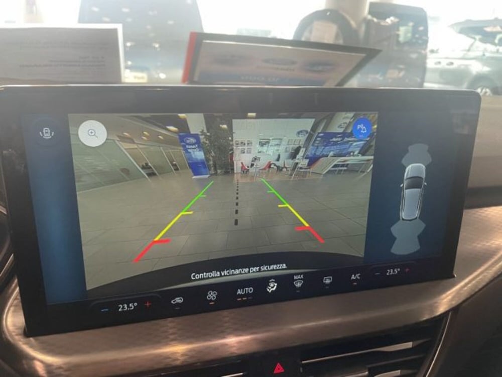 Ford Kuga nuova a Cuneo (11)