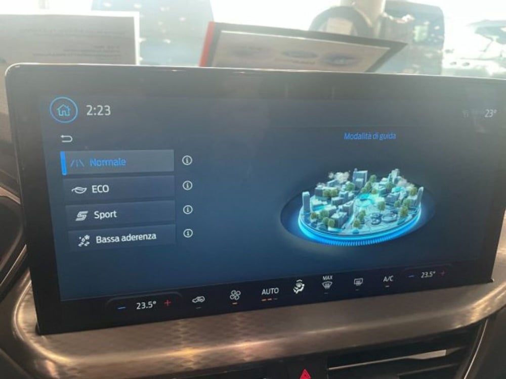 Ford Kuga nuova a Cuneo (12)
