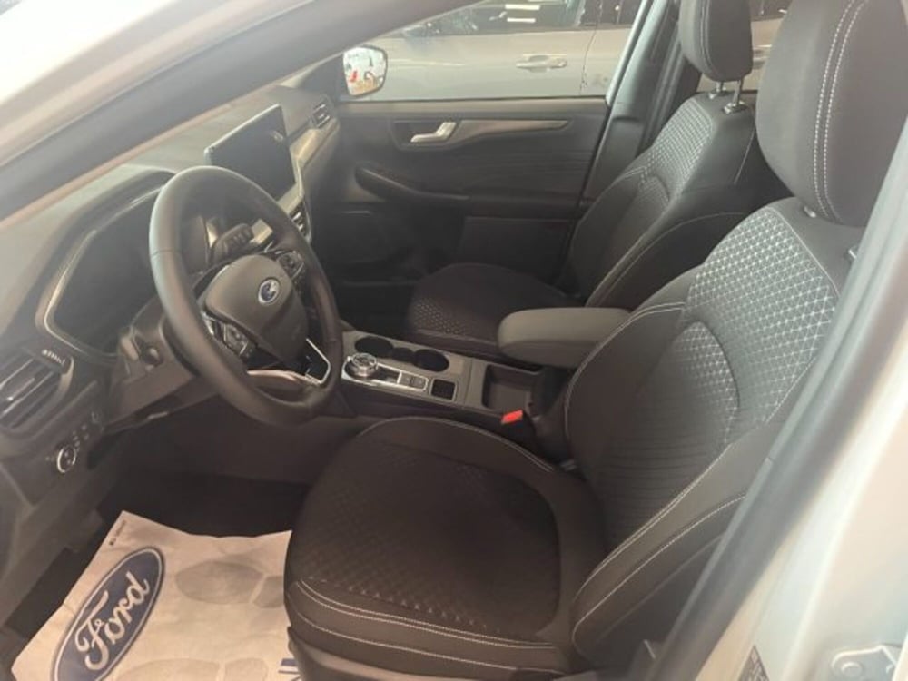 Ford Kuga nuova a Cuneo (7)