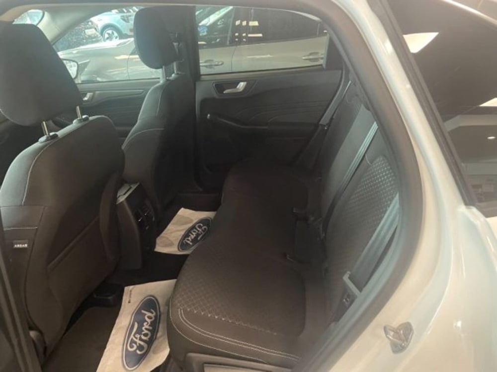 Ford Kuga nuova a Cuneo (9)