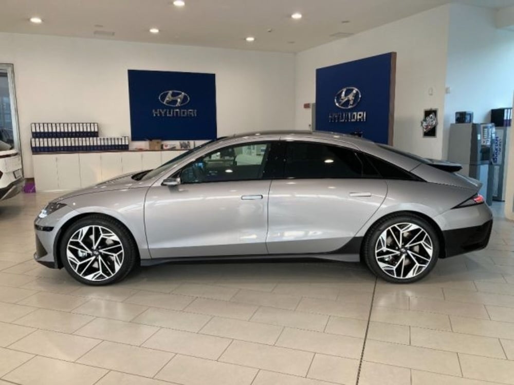 Hyundai Ioniq 5 nuova a Cuneo (4)
