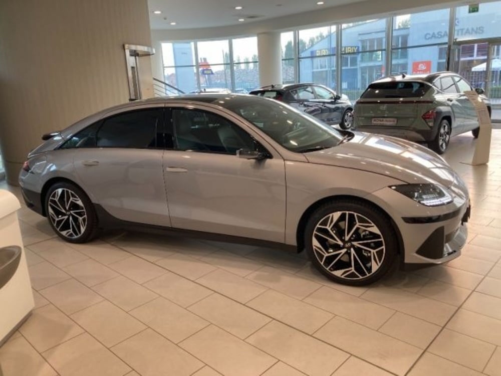 Hyundai Ioniq 5 nuova a Cuneo (7)