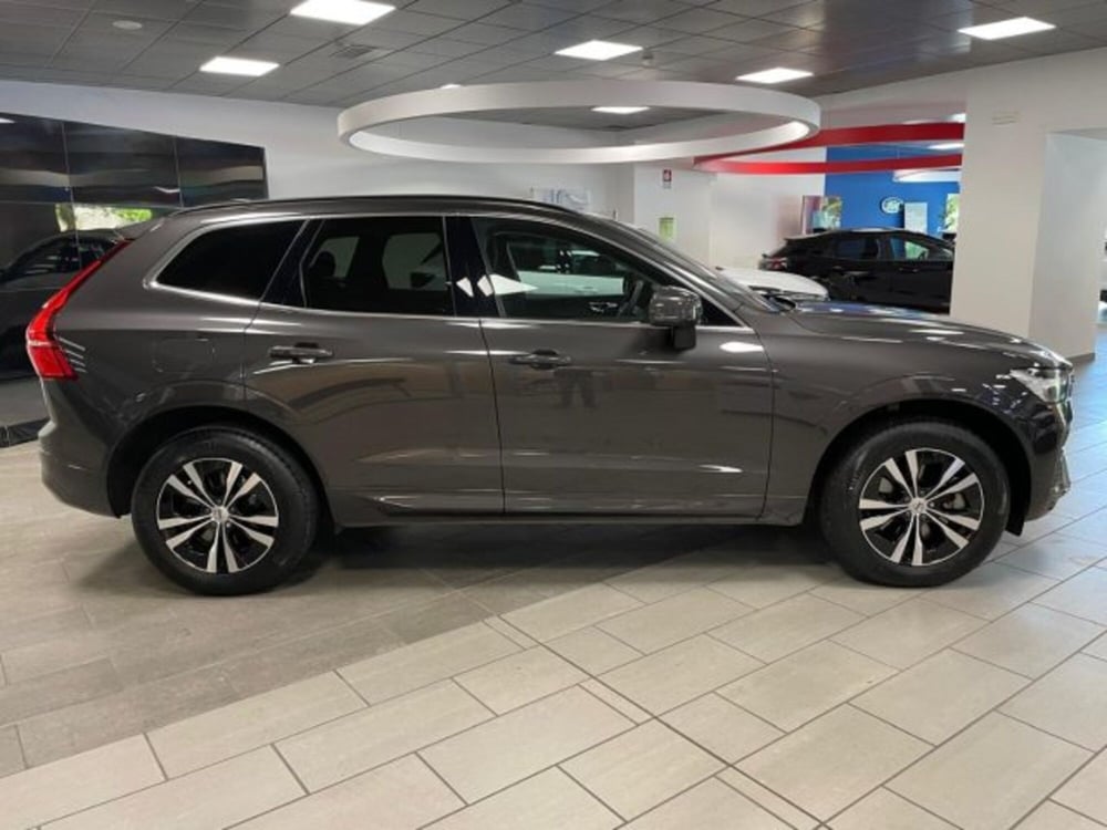Volvo XC60 usata a Cuneo (8)