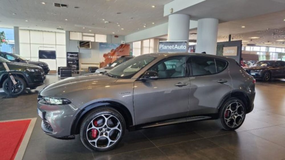 Alfa Romeo Tonale nuova a Modena (2)