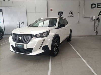 Peugeot 2008 PureTech 130 S&amp;S EAT8 Allure Pack del 2022 usata a Venezia
